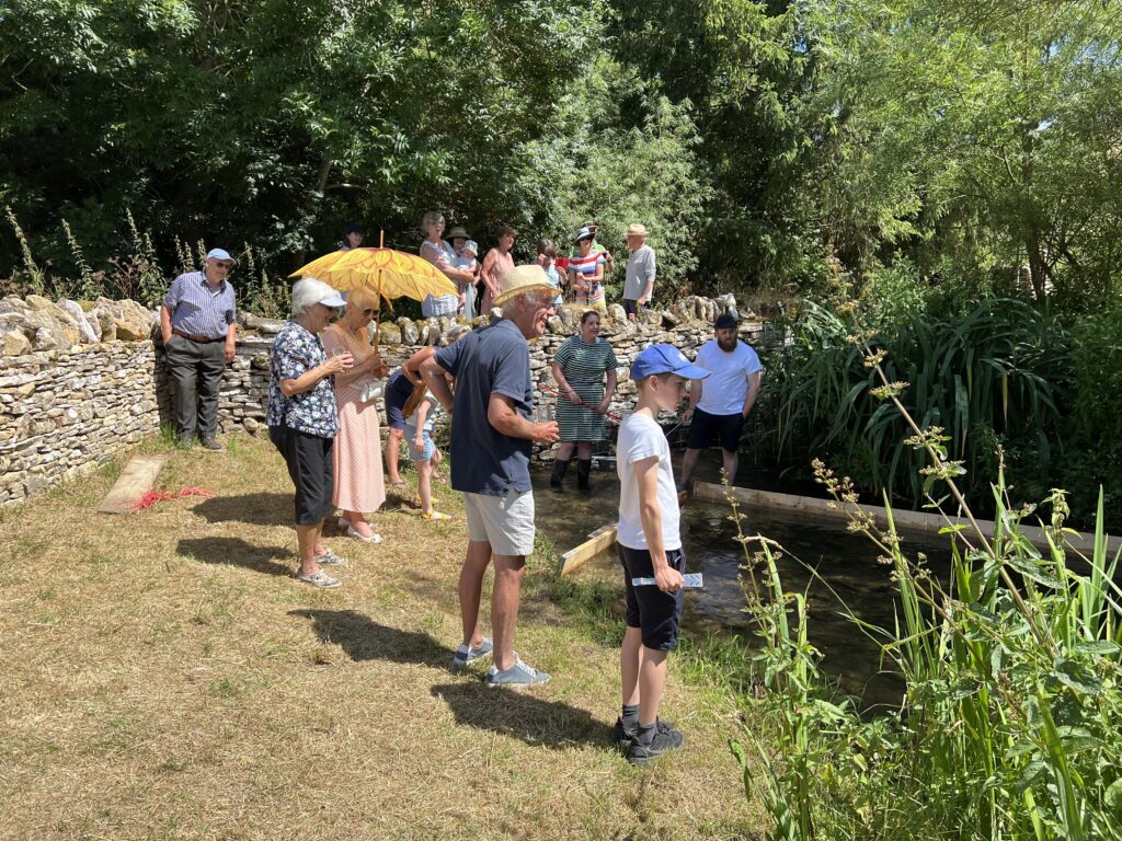 Duck racing 